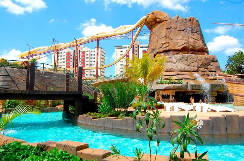 Piazza diRoma - cortesia Park diRoma, splash e Slide Caldas Novas Esterno foto