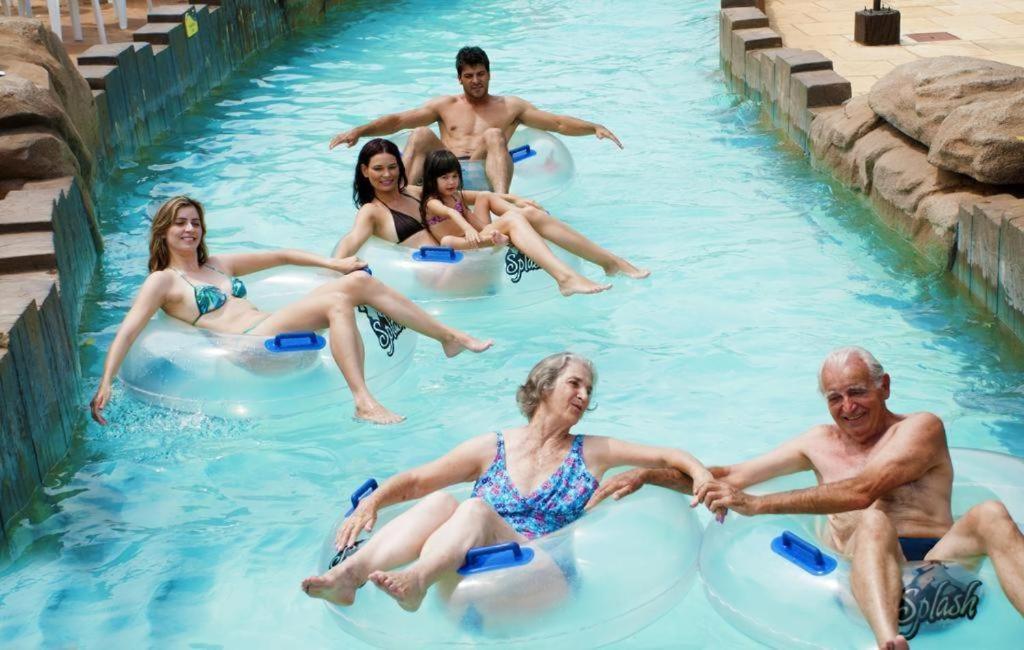 Piazza diRoma - cortesia Park diRoma, splash e Slide Caldas Novas Esterno foto